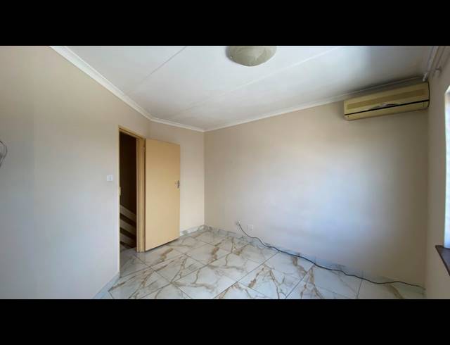 3 BEDROOM FLAT TO LET IN GLENWOOD